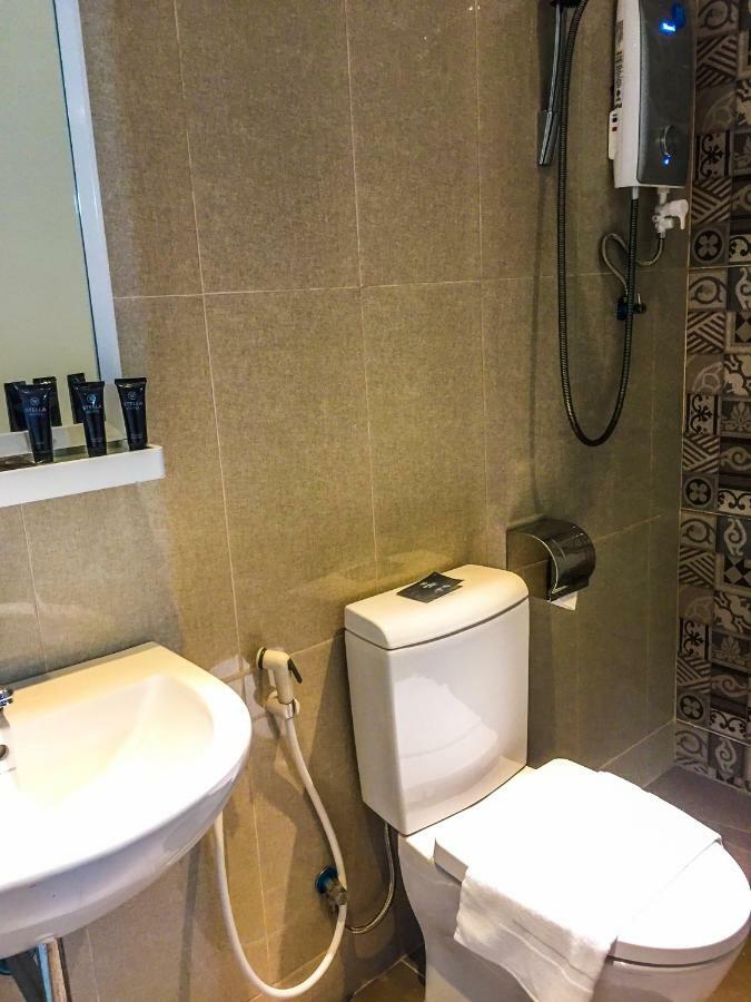 Nap Hotel Johor Bahru Esterno foto