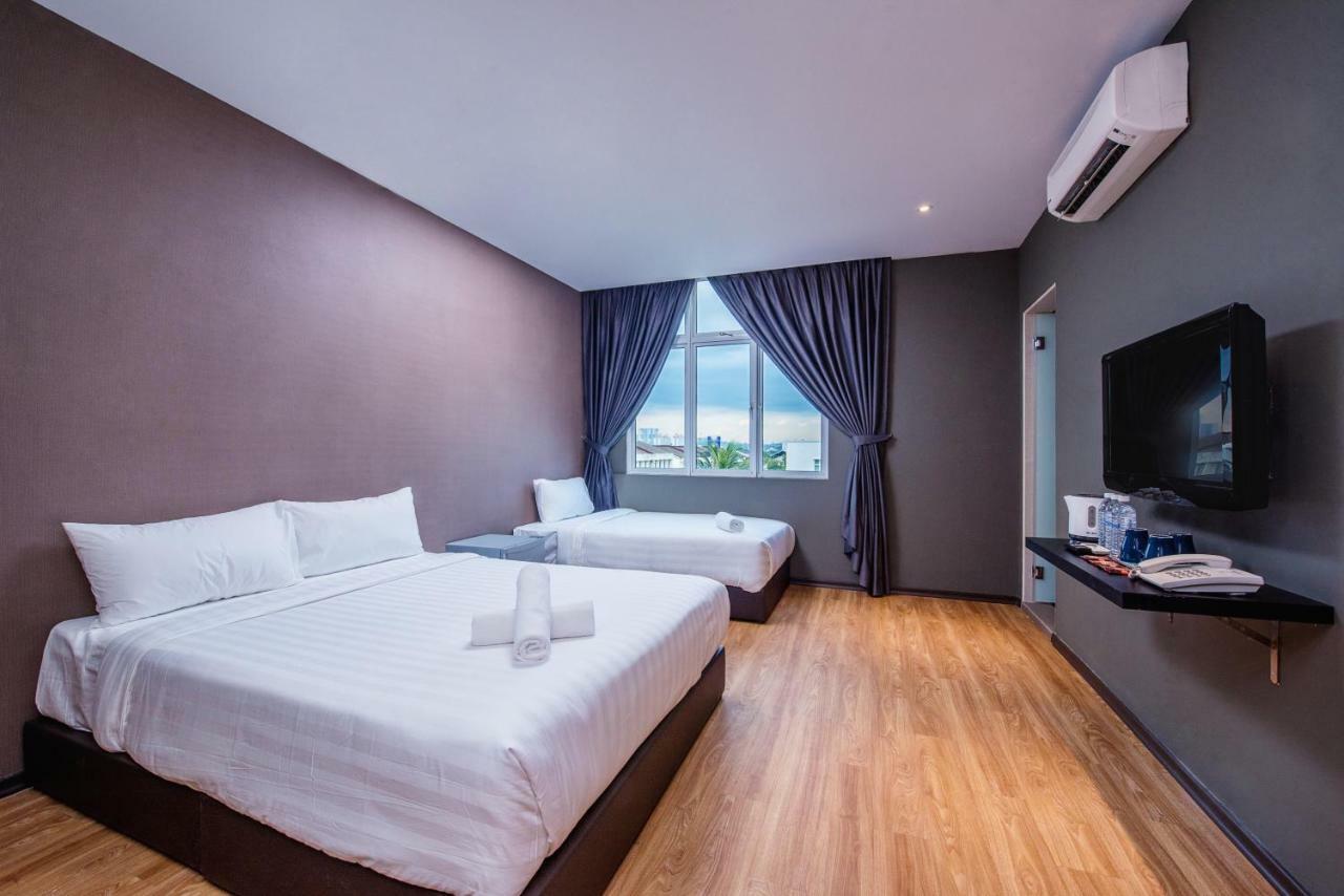 Nap Hotel Johor Bahru Esterno foto