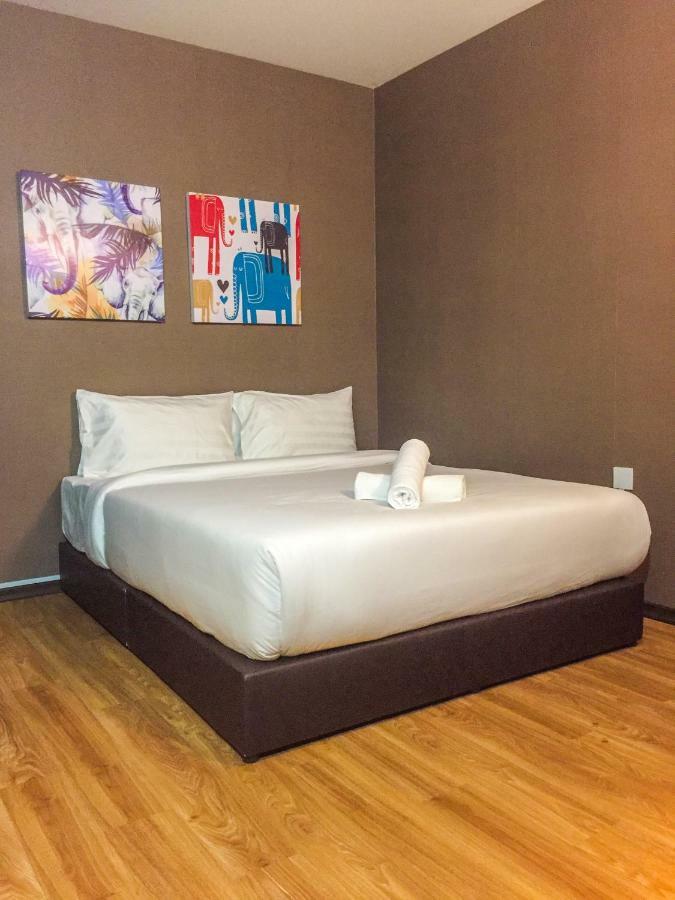 Nap Hotel Johor Bahru Esterno foto