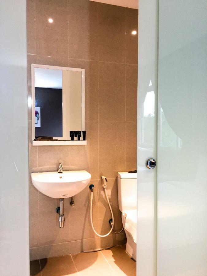 Nap Hotel Johor Bahru Esterno foto