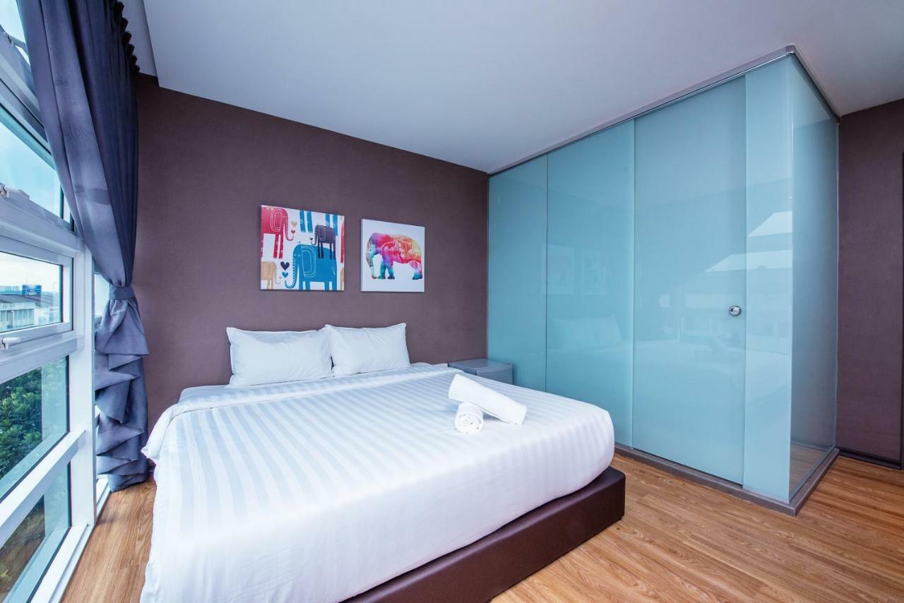 Nap Hotel Johor Bahru Esterno foto
