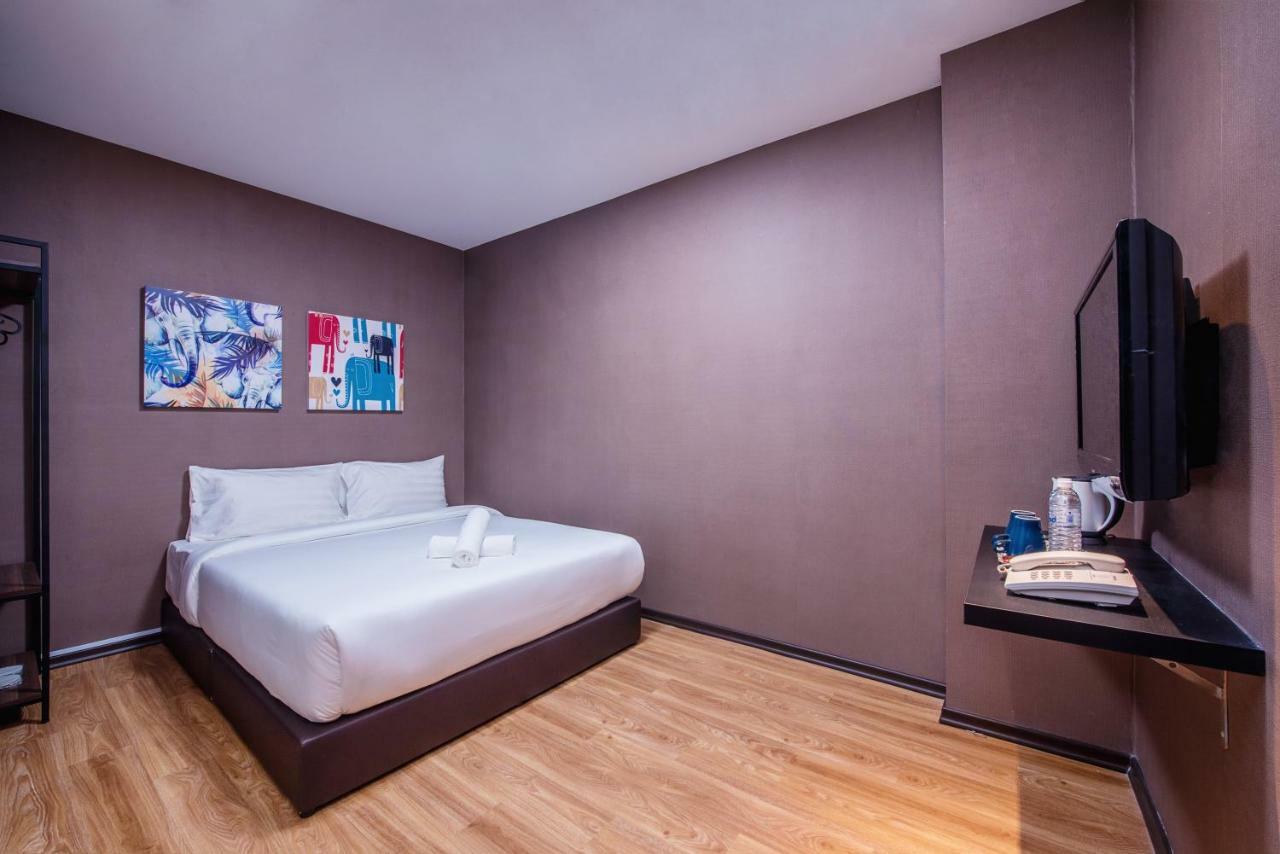 Nap Hotel Johor Bahru Esterno foto