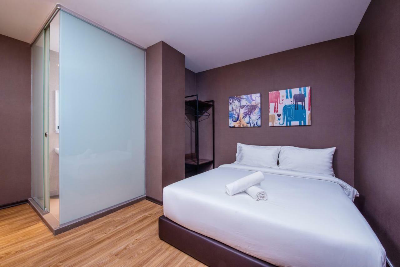 Nap Hotel Johor Bahru Esterno foto