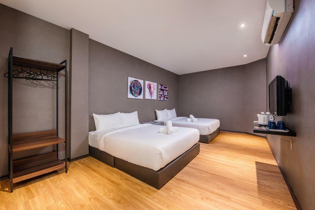 Nap Hotel Johor Bahru Esterno foto